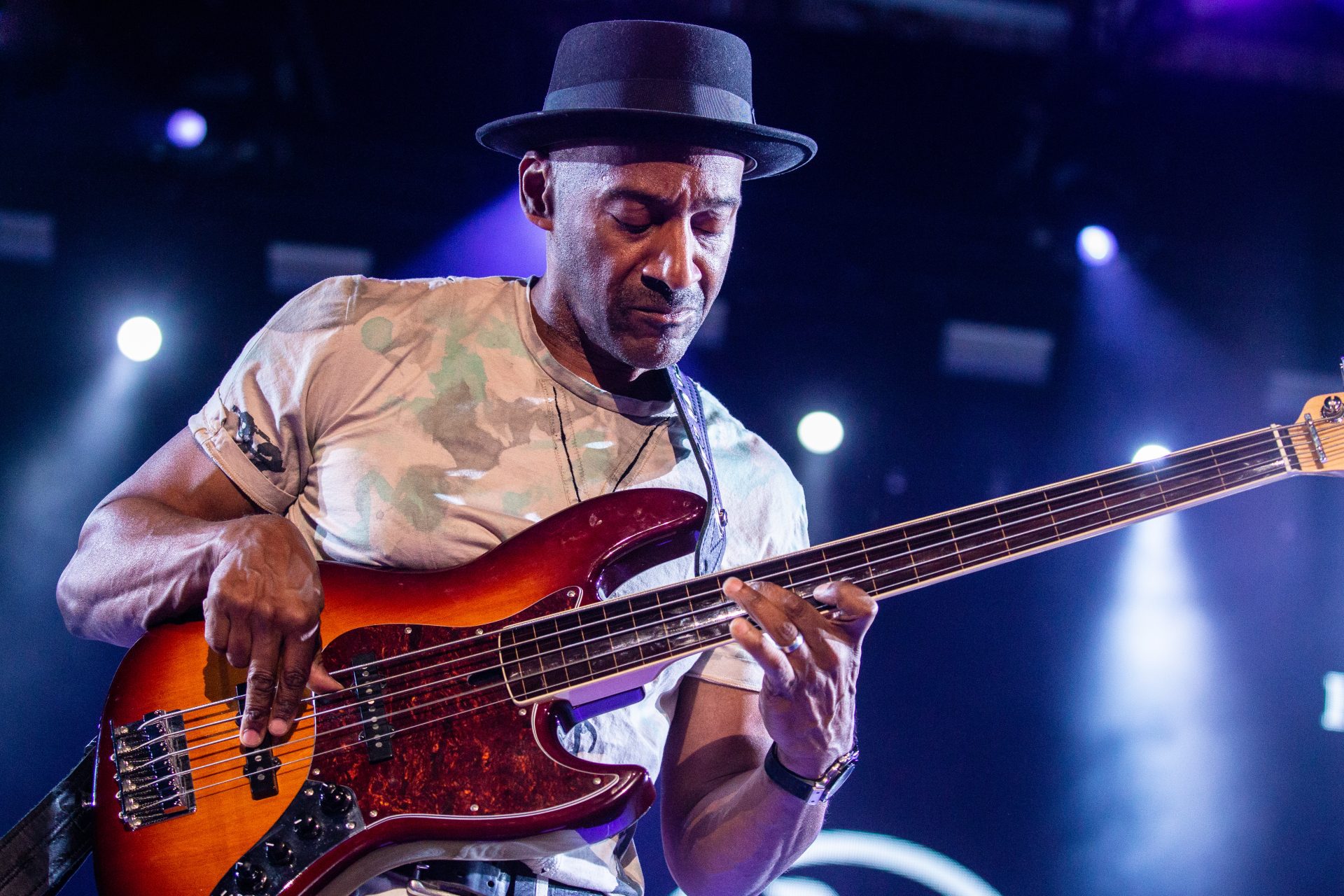 Top 10 Best Black Electric Bassists of All time - Black Top 10s